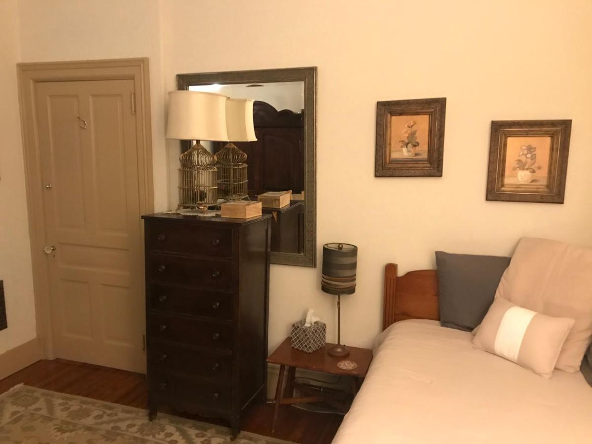 Little Castle Apartment Villanova Екстериор снимка